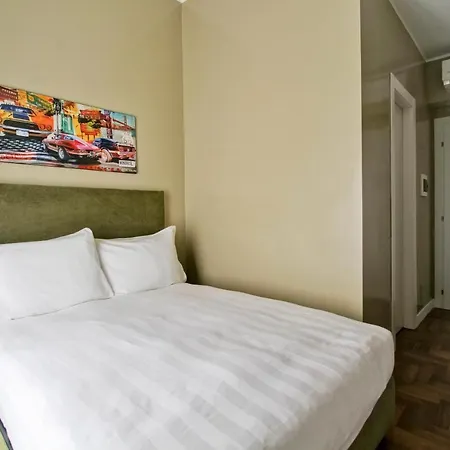 The River Corner 4*