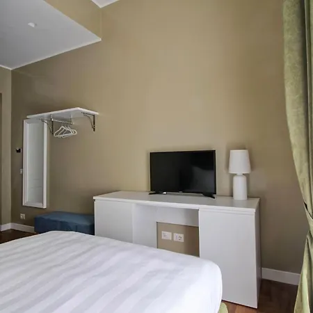 The River Corner 4* Rome